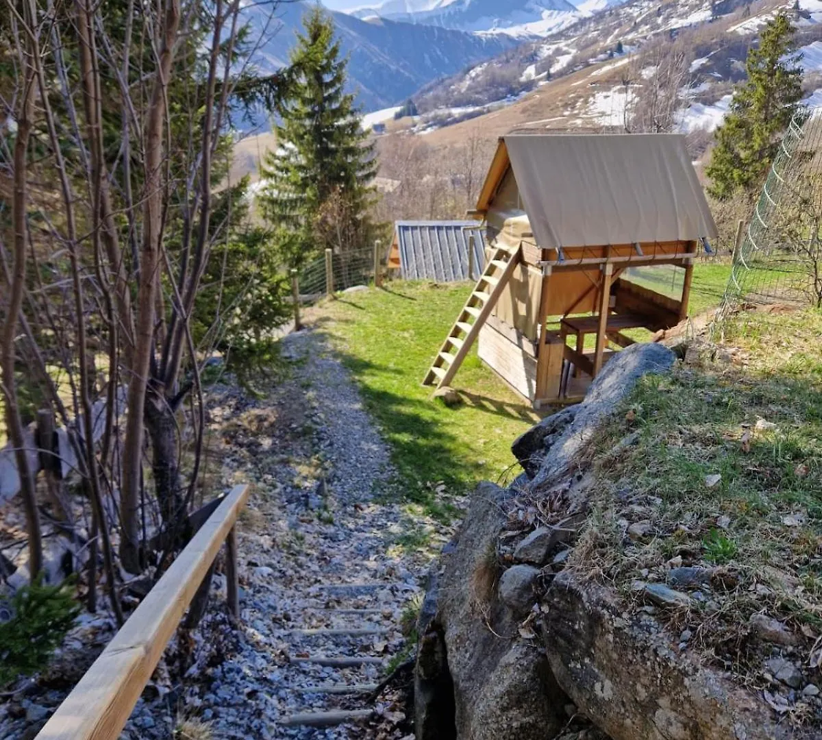 Hotel Le Domaine du Trappeur à Saint-Sorlin-dʼArves 2*,  France